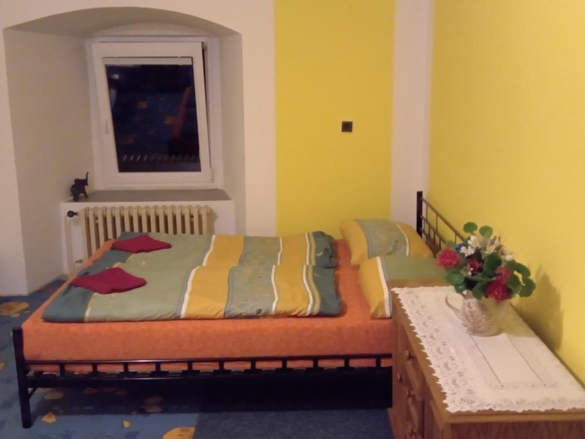 Apartman Police Nad Metuji Apartment Luaran gambar